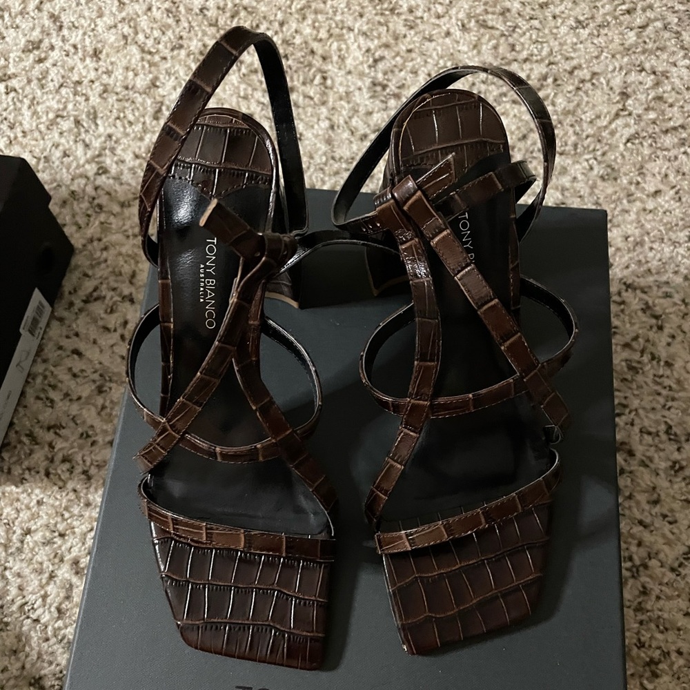 Tony Bianco heeled sandals box not included